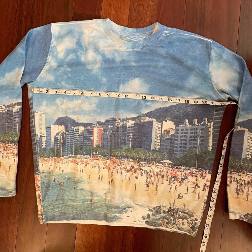 Quirky Beach Print Sweater - Picture 7 of 7